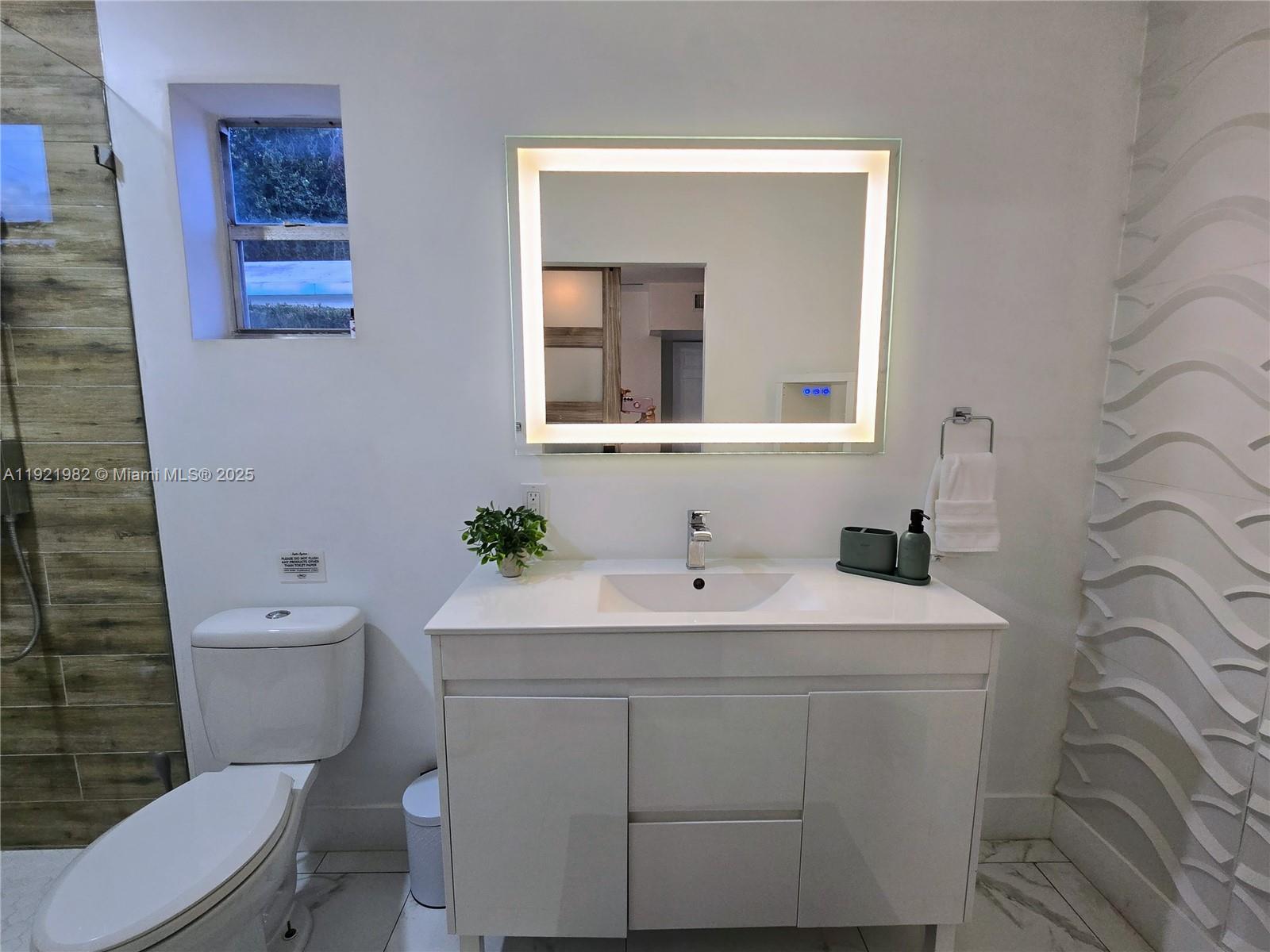 DRIFTWOOD PLAZA - Residential