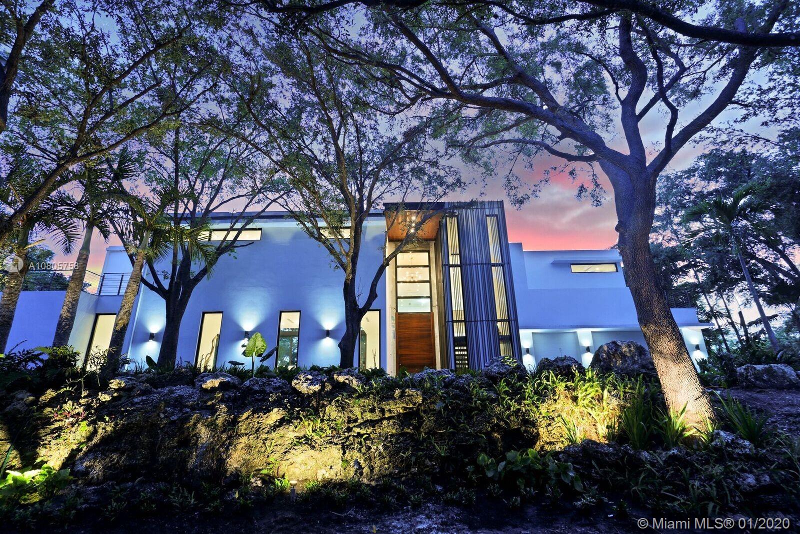 TOWN & RANCH ESTS - Residential