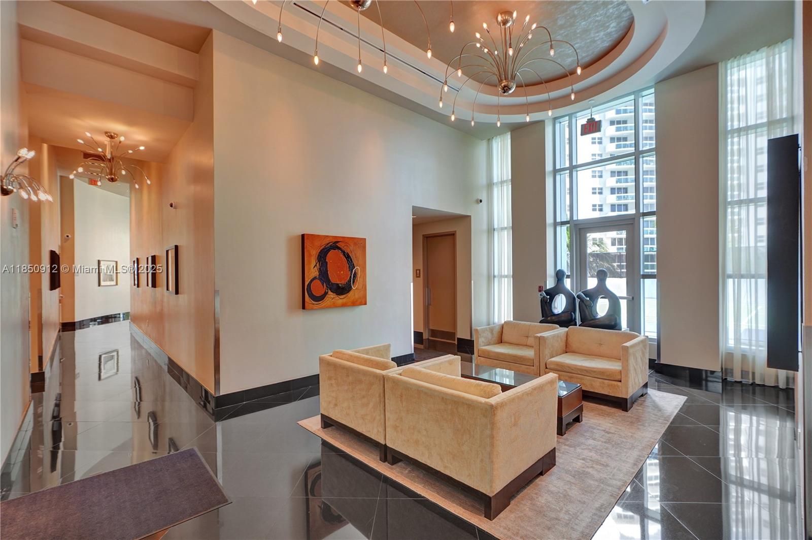 OCEAN PALMS - Residential