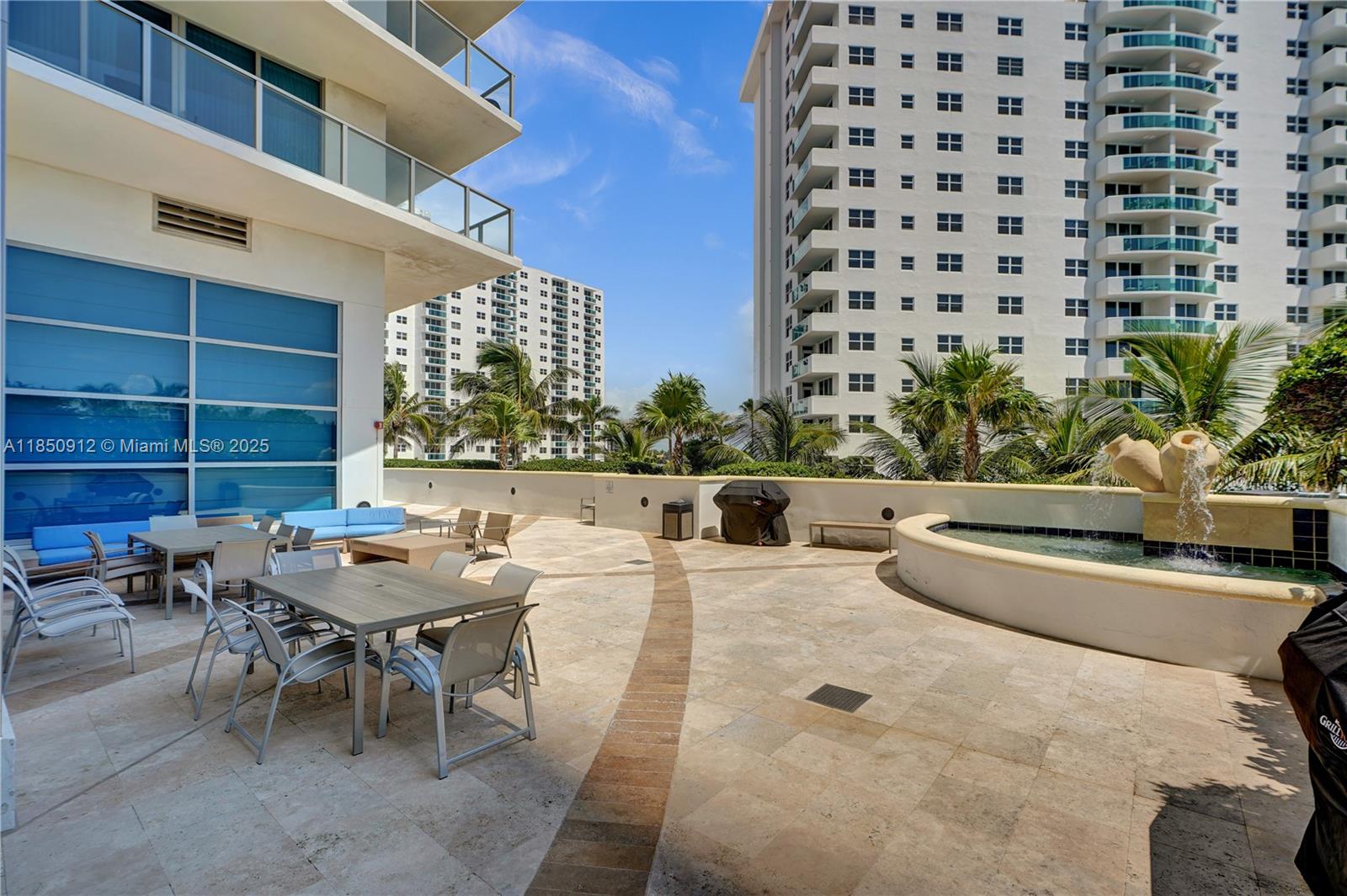 OCEAN PALMS - Residential