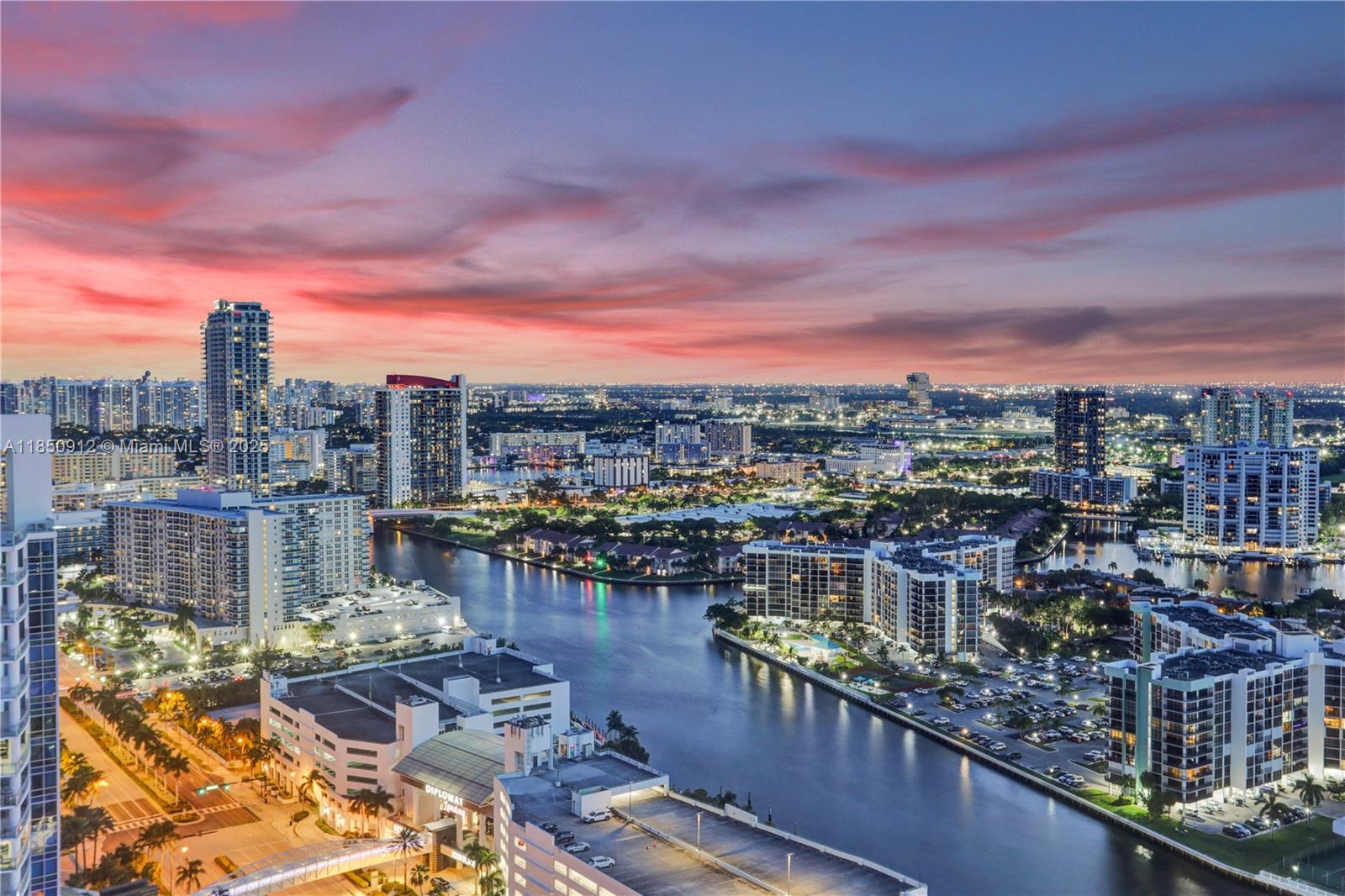 OCEAN PALMS - Residential