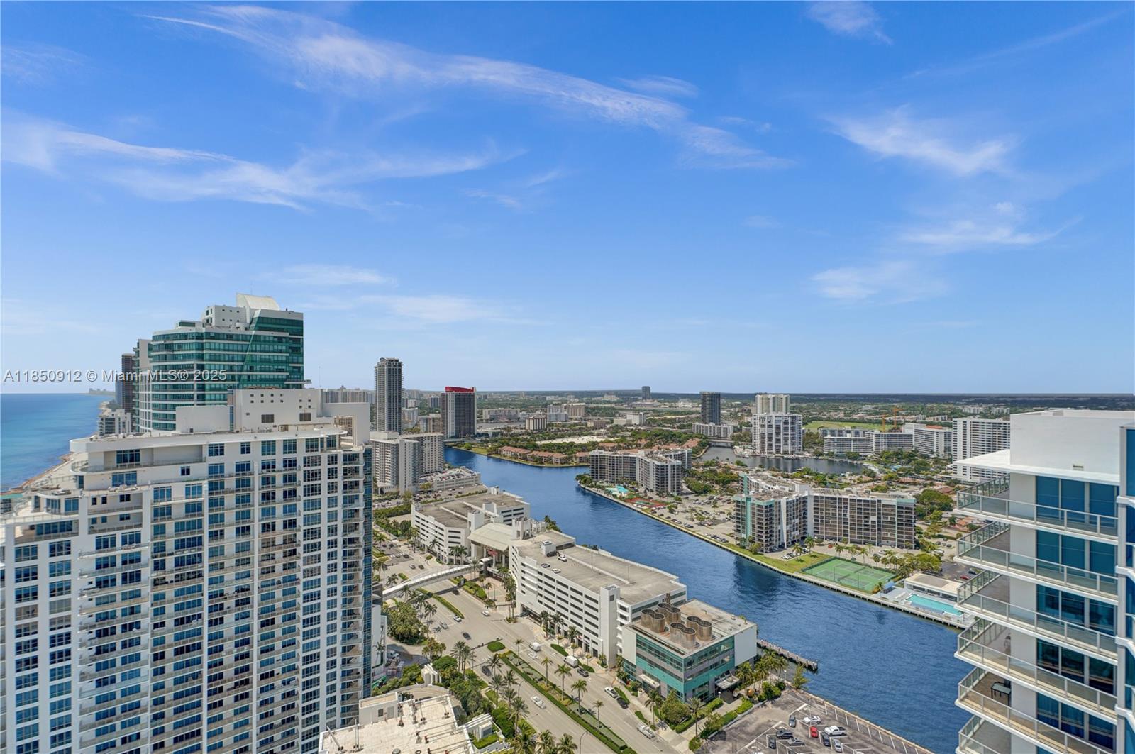 OCEAN PALMS - Residential