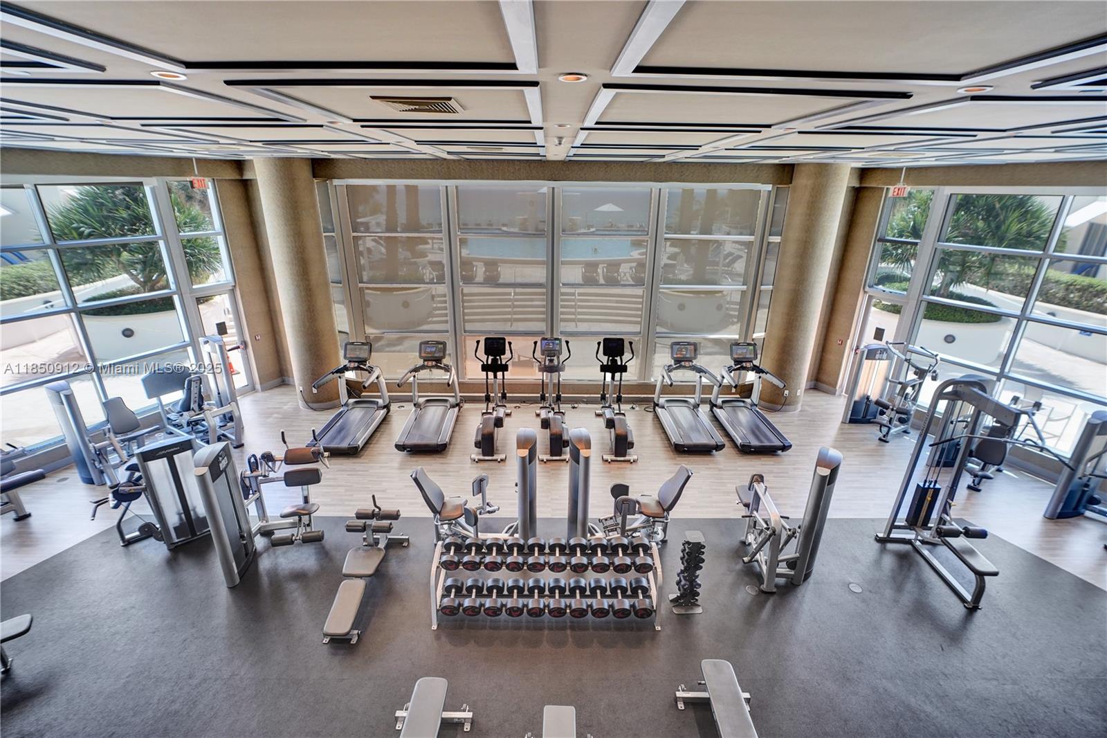 OCEAN PALMS - Residential