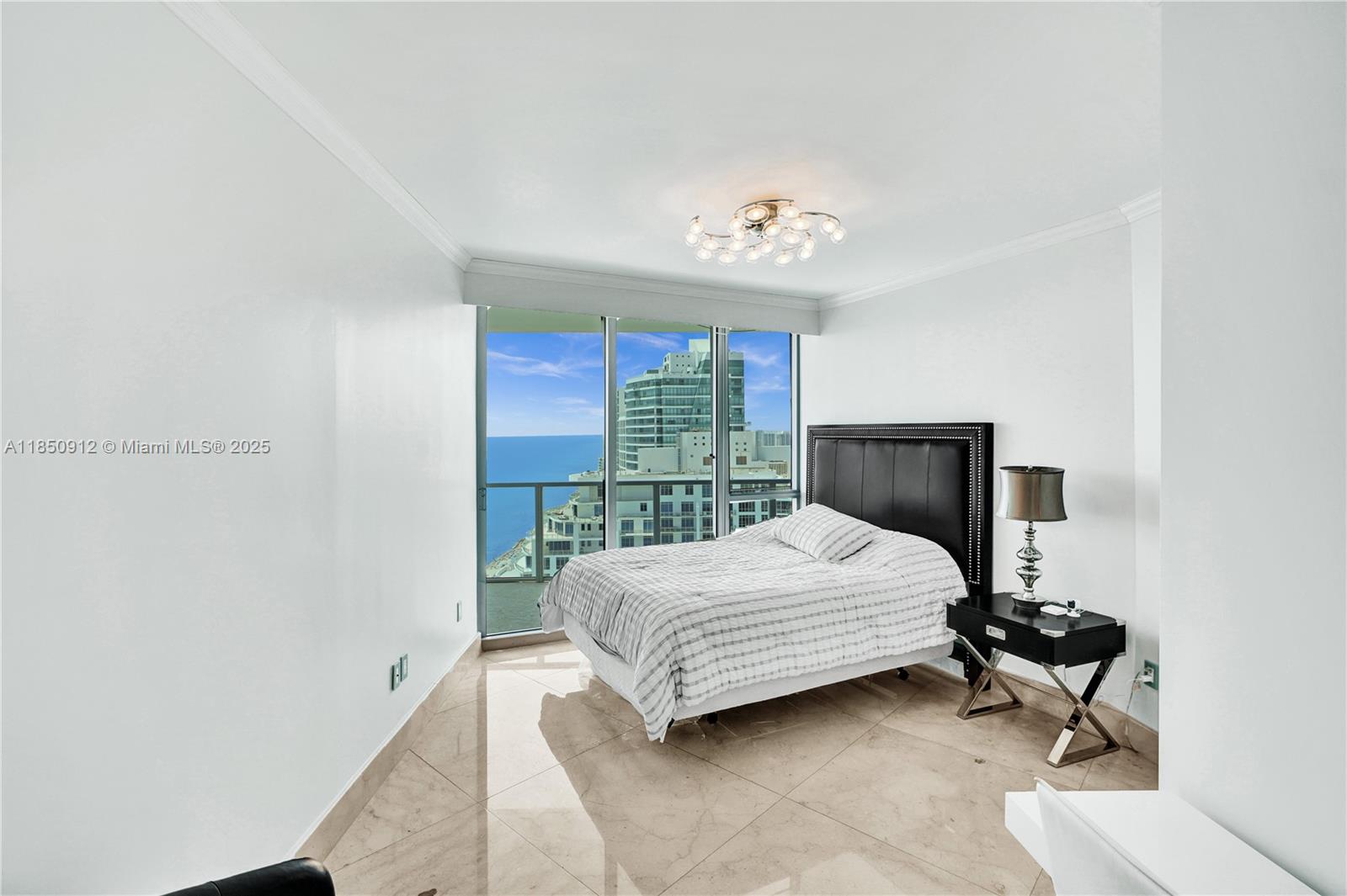 OCEAN PALMS - Residential