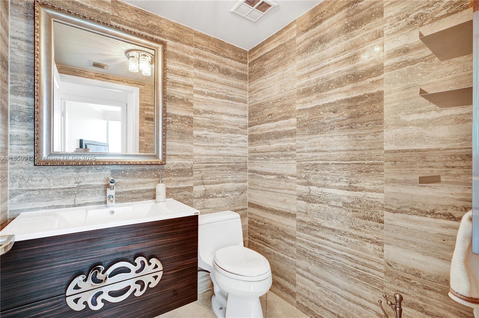 OCEAN PALMS - Residential