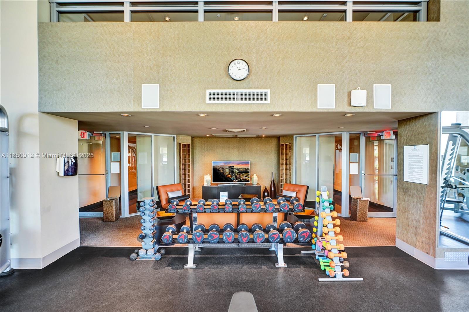 OCEAN PALMS - Residential