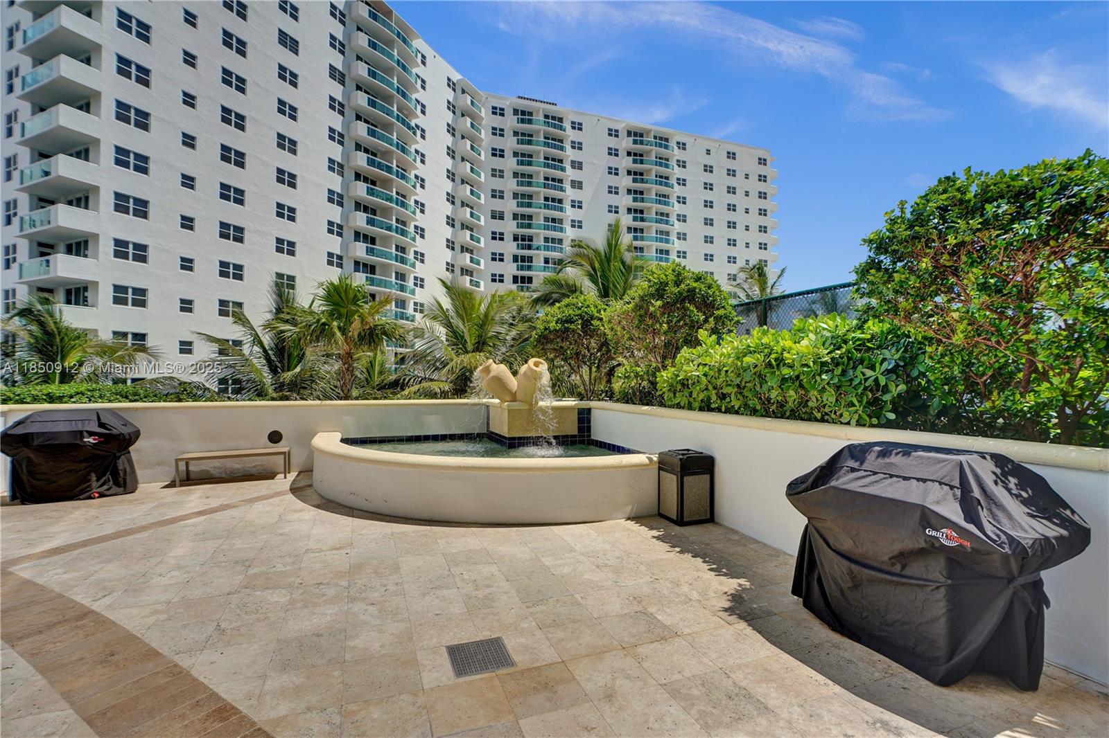 OCEAN PALMS - Residential