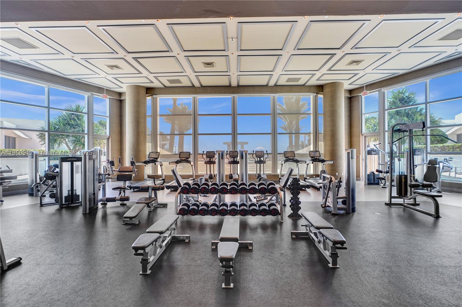 OCEAN PALMS - Residential