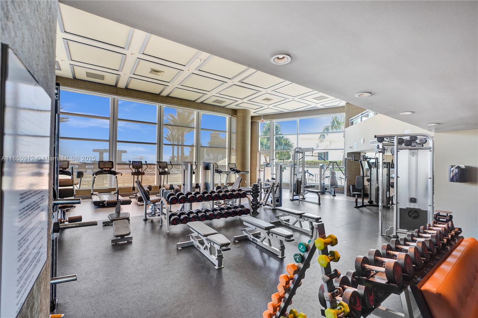 OCEAN PALMS - Residential