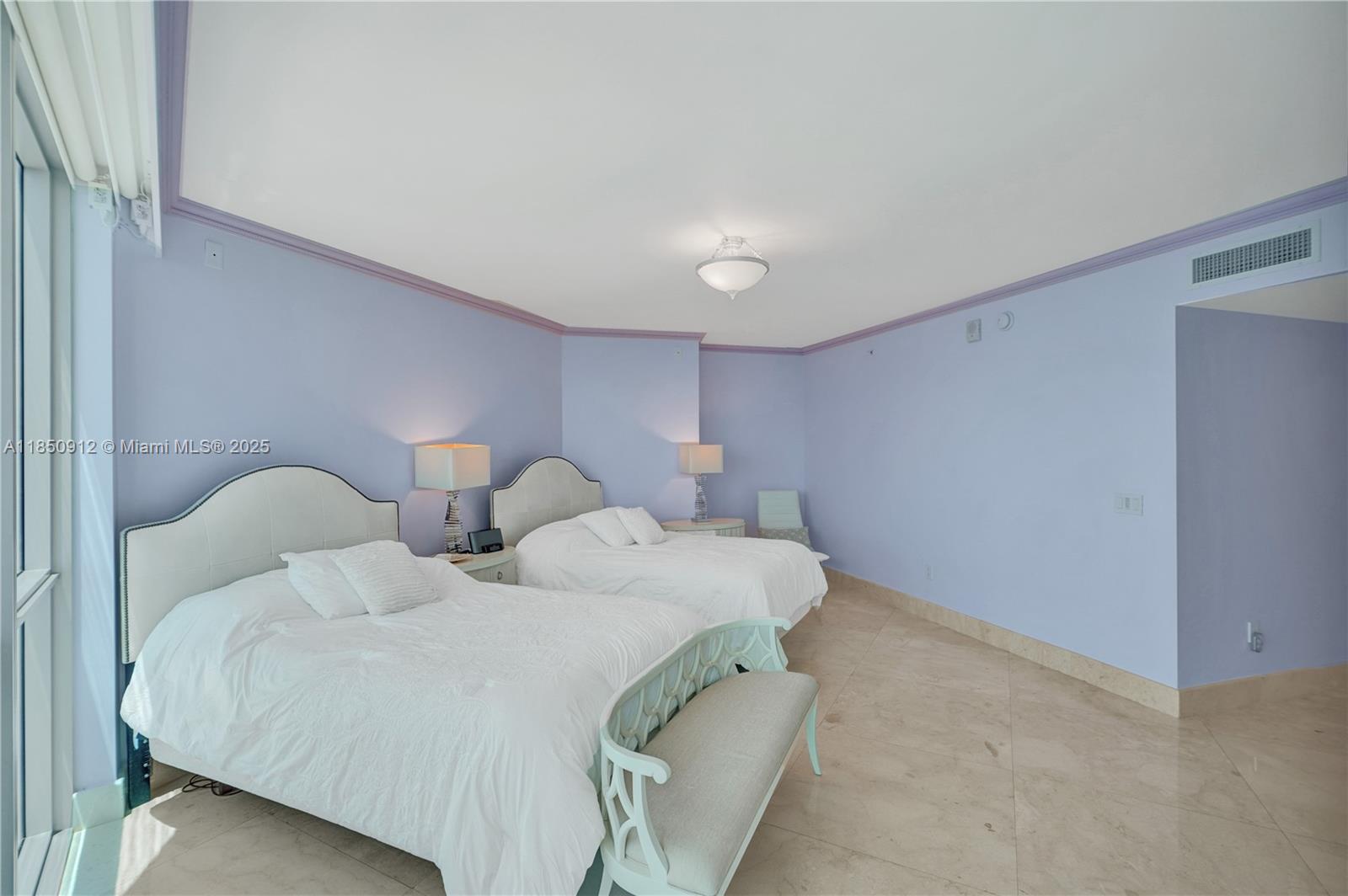 OCEAN PALMS - Residential