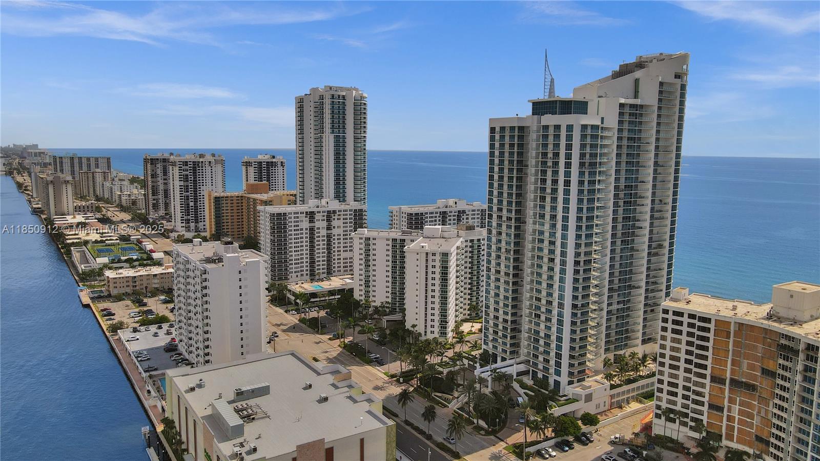 OCEAN PALMS - Residential