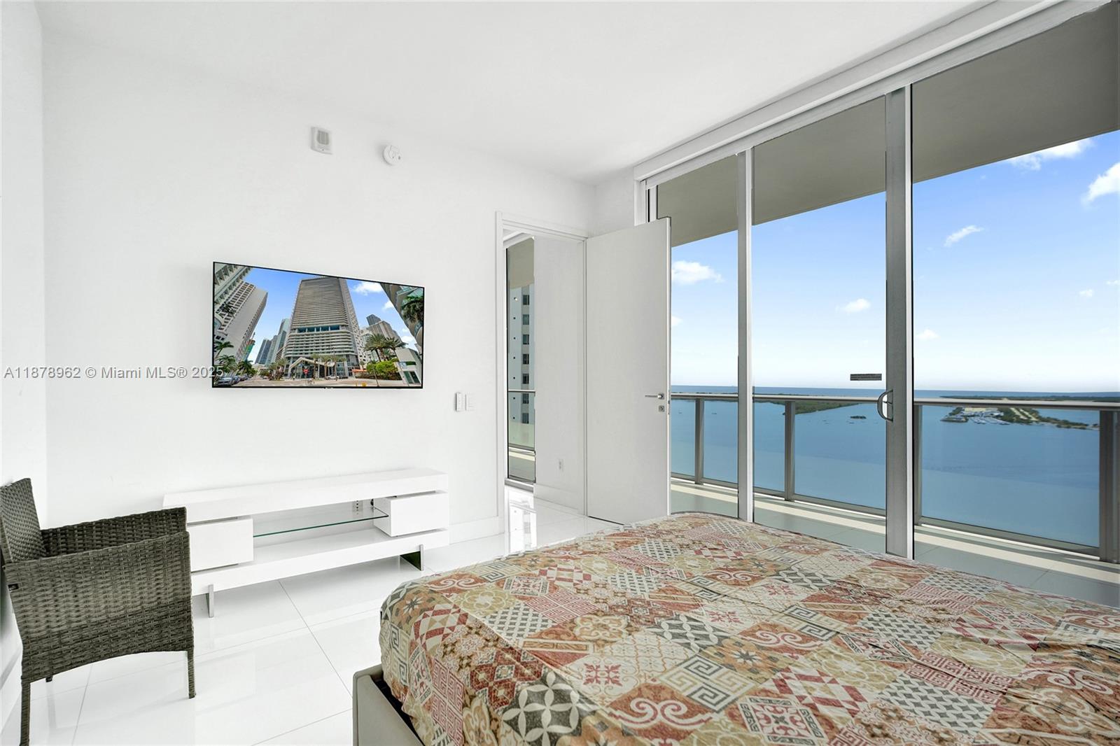 BRICKELLHOUSE CONDO - Residential Lease