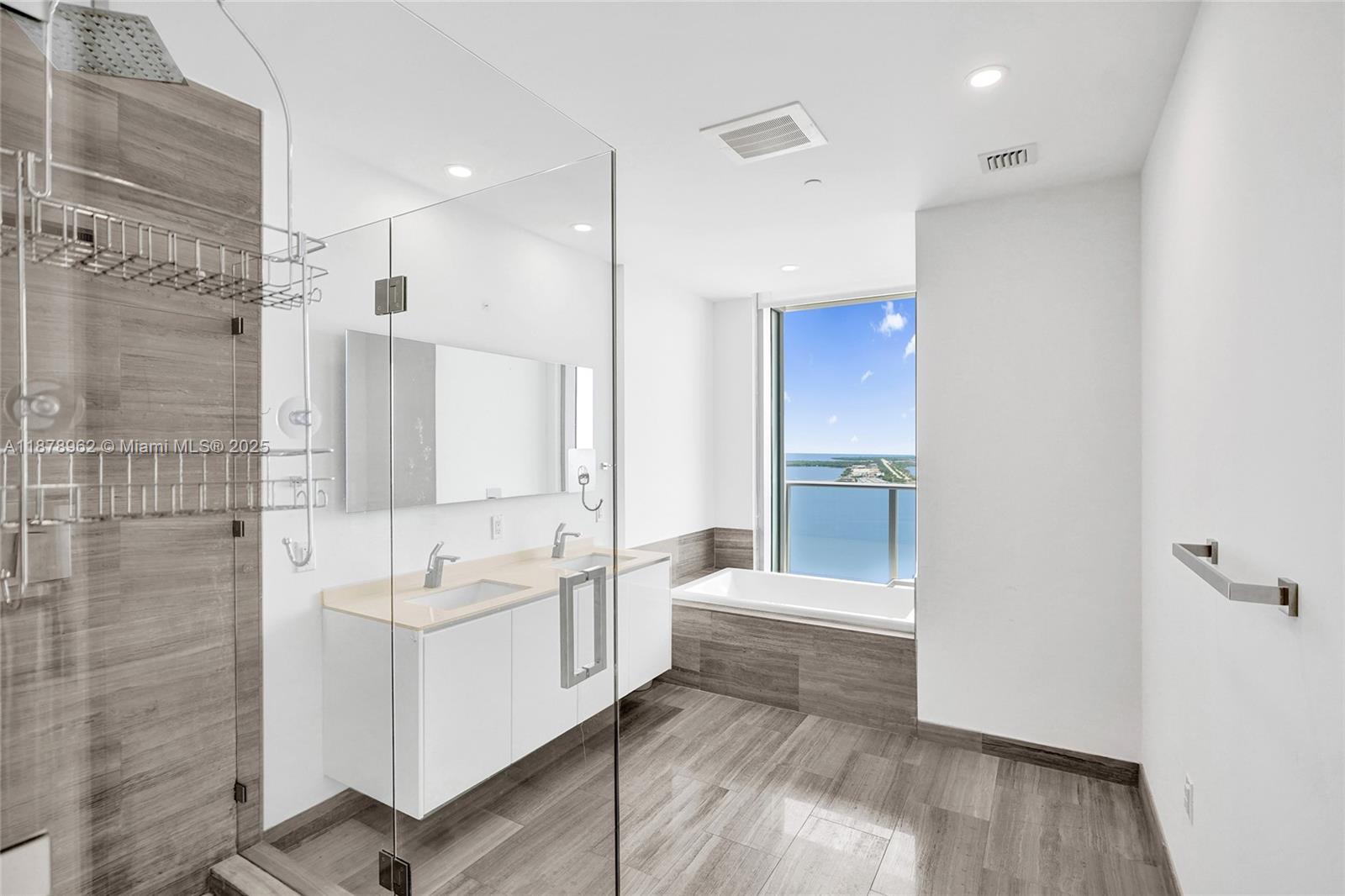 BRICKELLHOUSE CONDO - Residential Lease