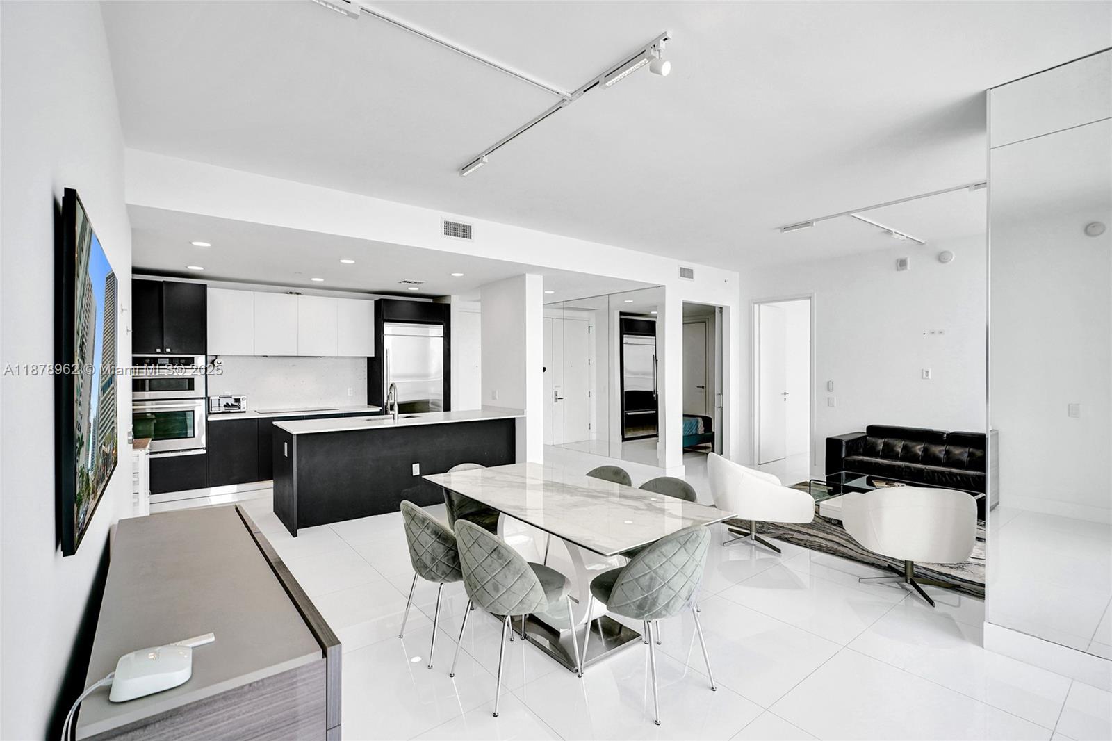 BRICKELLHOUSE CONDO - Residential Lease