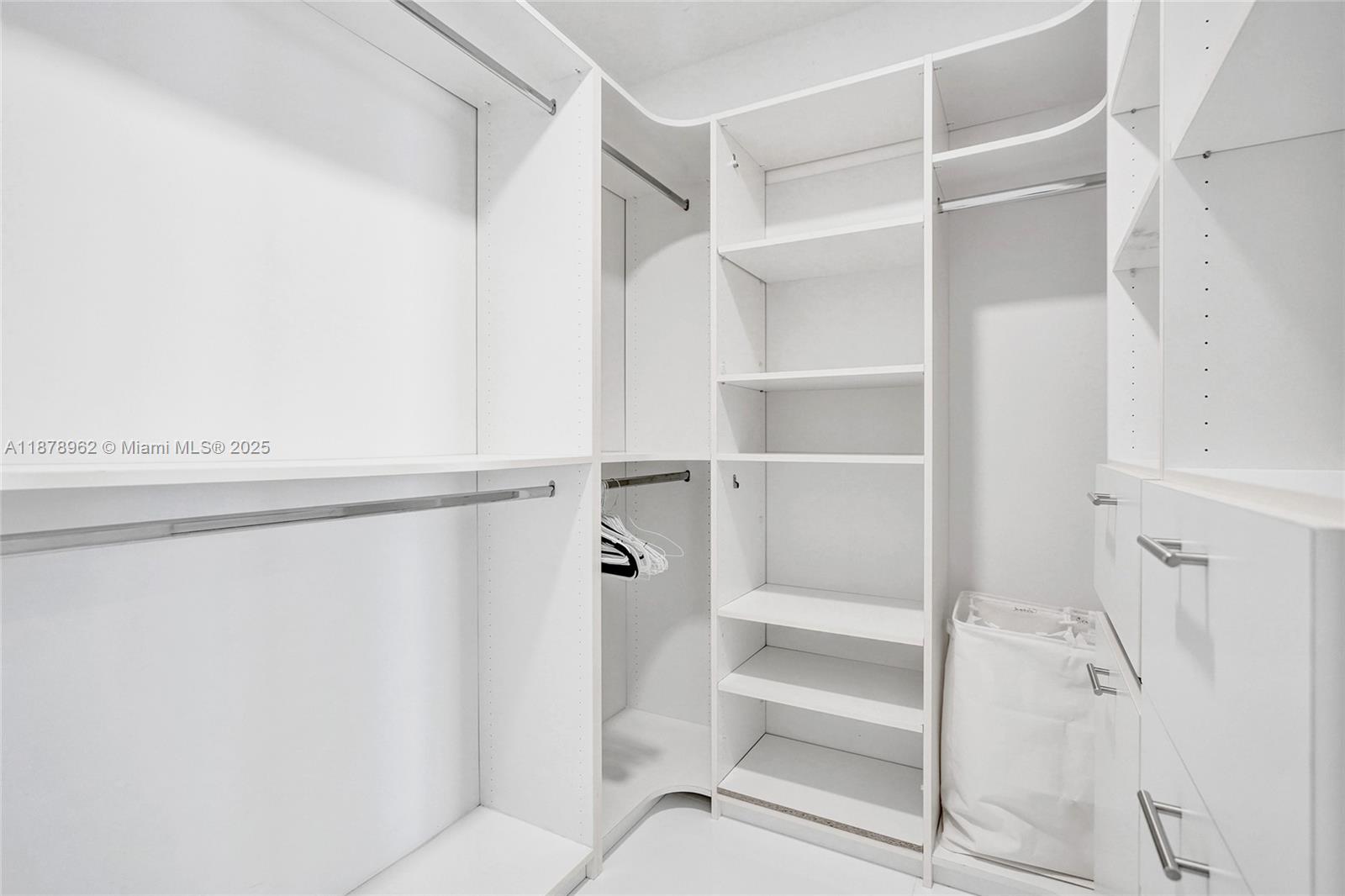 BRICKELLHOUSE CONDO - Residential Lease