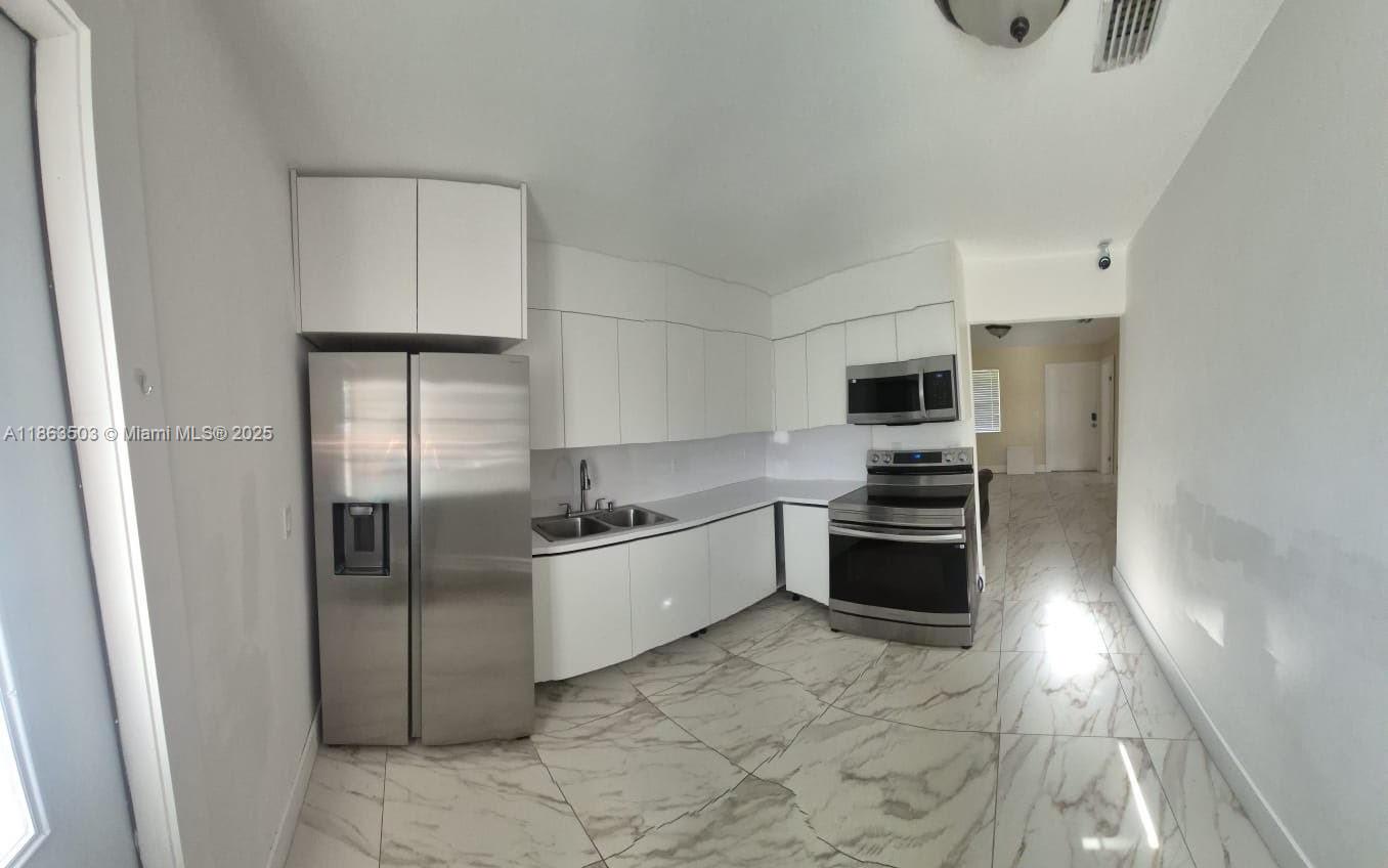 RIDGE GROVE ADD 1 - Residential Lease