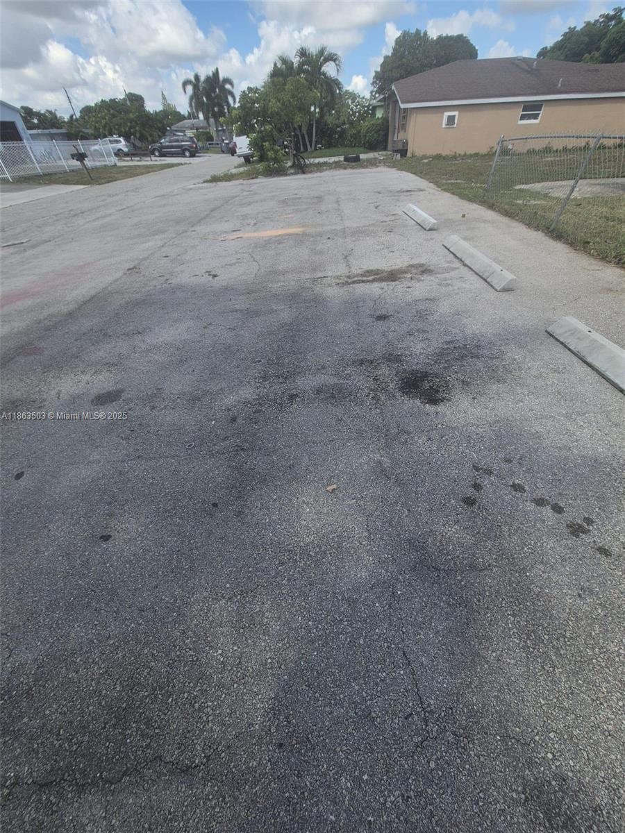 RIDGE GROVE ADD 1 - Residential Lease