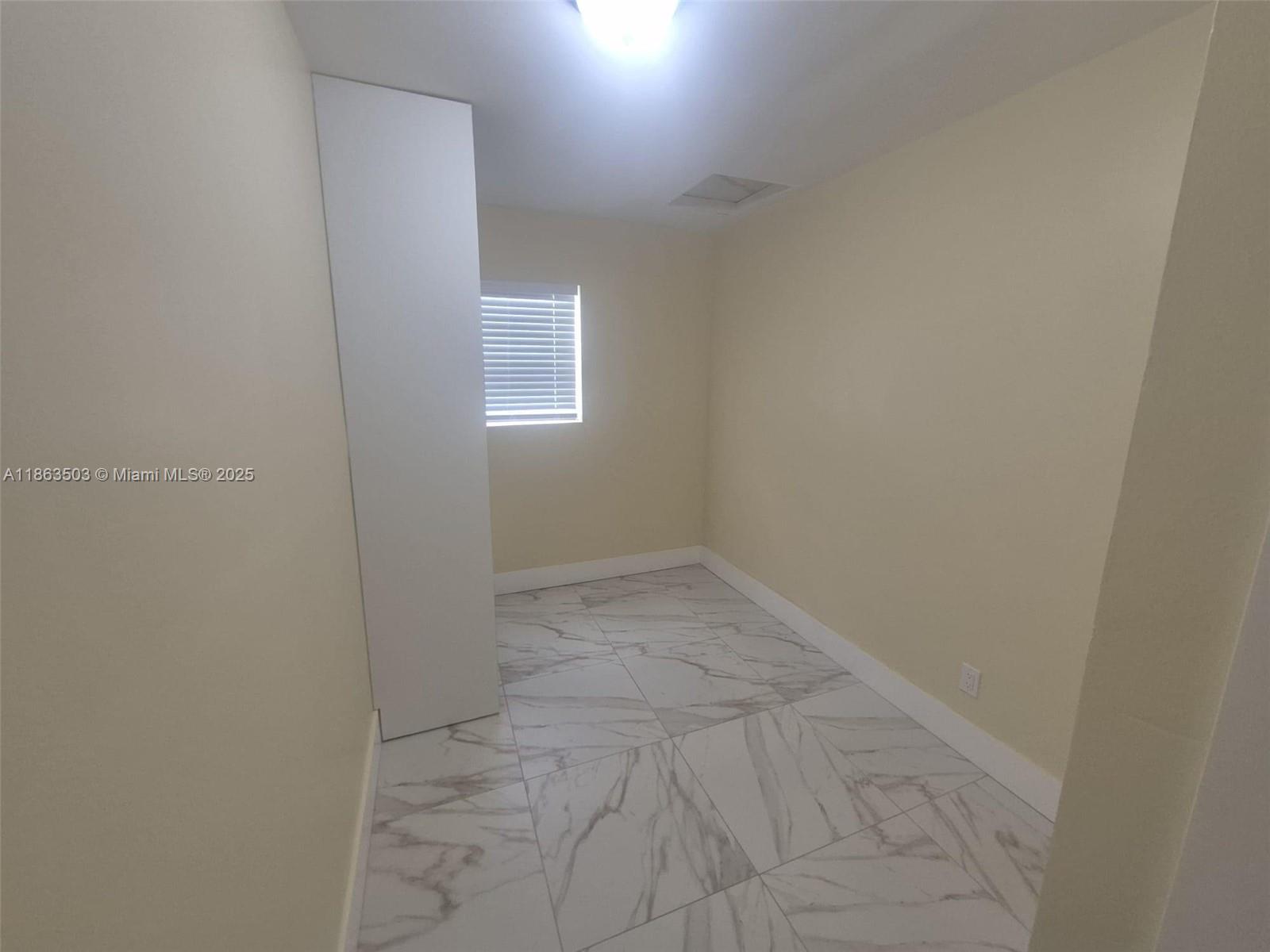 RIDGE GROVE ADD 1 - Residential Lease