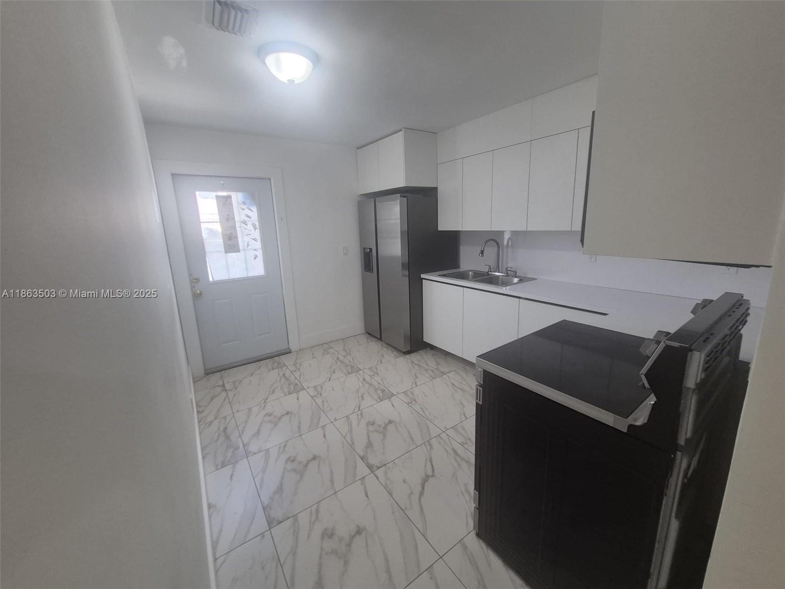 RIDGE GROVE ADD 1 - Residential Lease