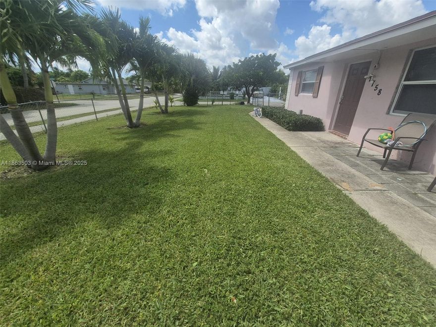 RENOVATED, 3/1 featuring tile floors, Enjoy a brand-new kitchen with quartz countertops, stainless steel appliances, and white shaker cabinets, new bathroom fixtures. Large lot, with triple parking lots plus a guest. Located near shopping, restaurants, main roads. FAST APPROVAL EASY TO SHOW
We present all offers.