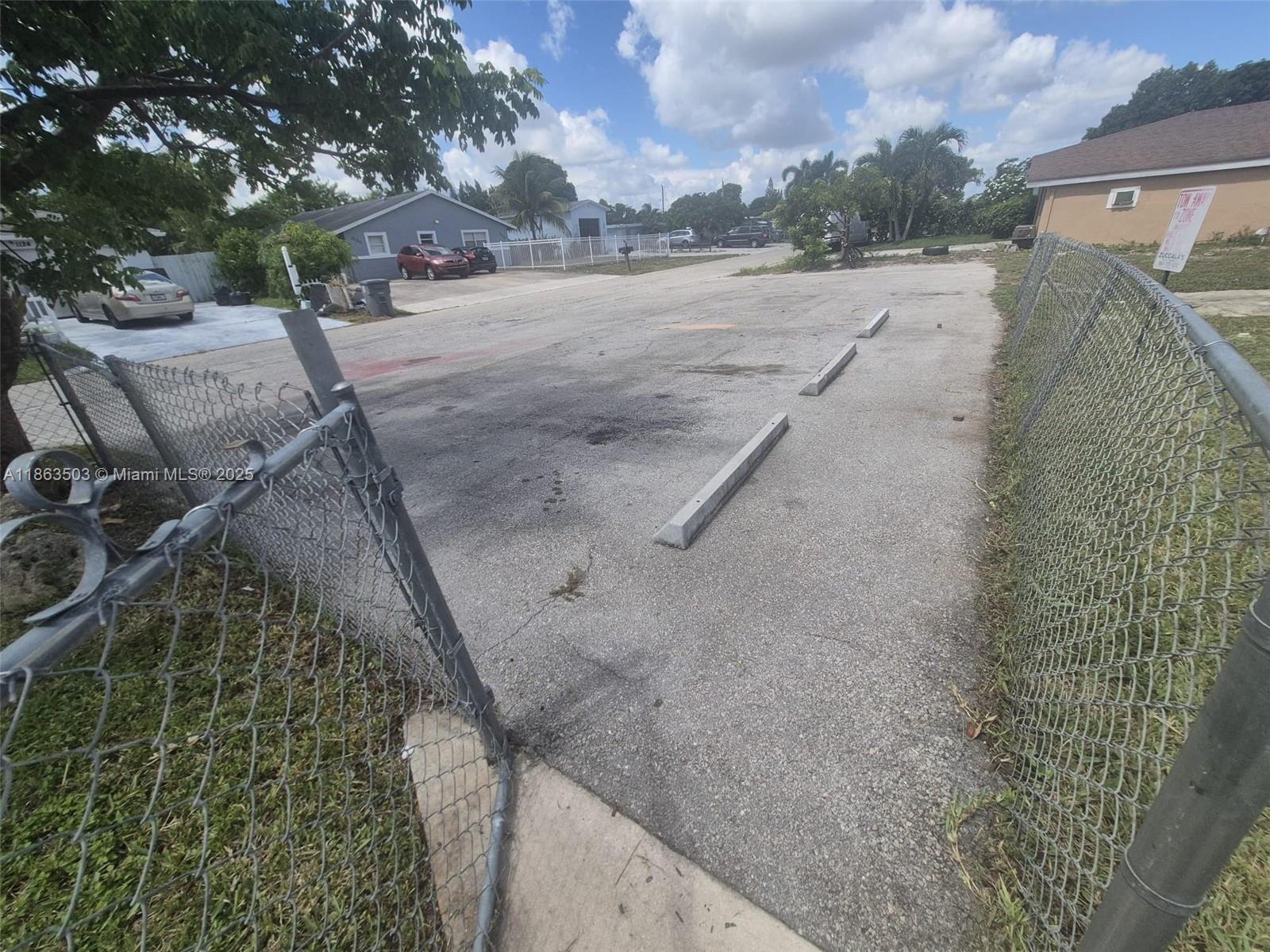 RIDGE GROVE ADD 1 - Residential Lease