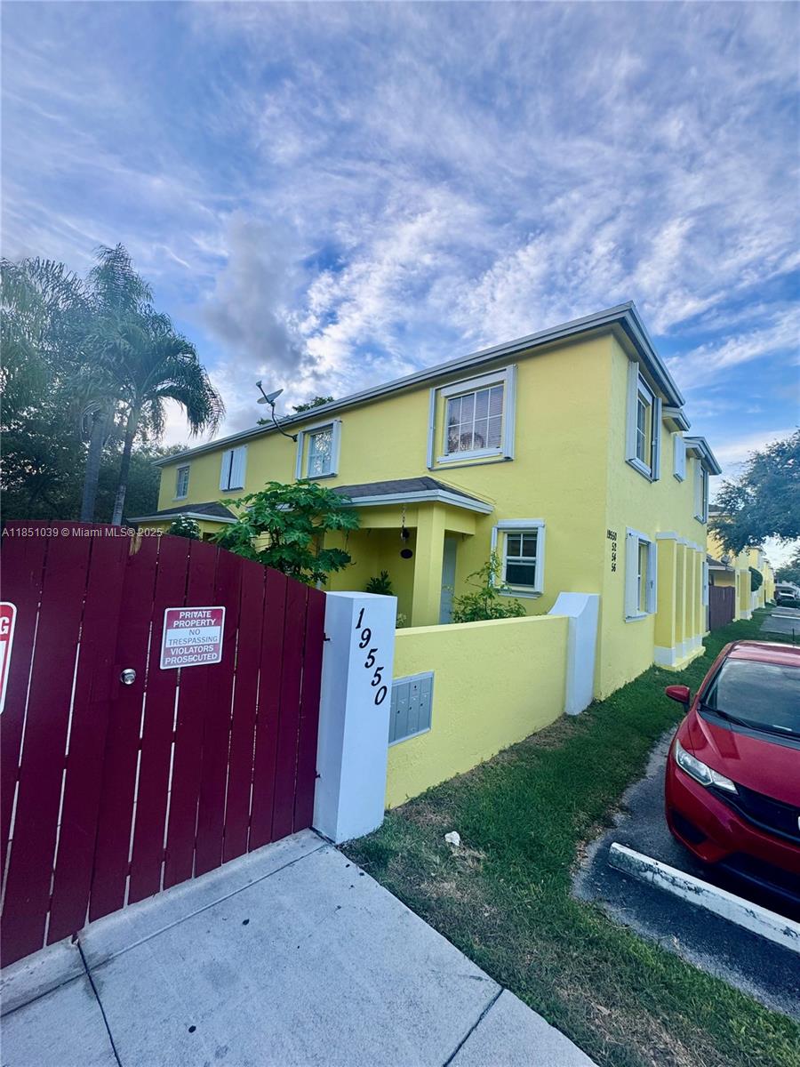 POINT ROYALE BLDGS 3 & 4 - Residential