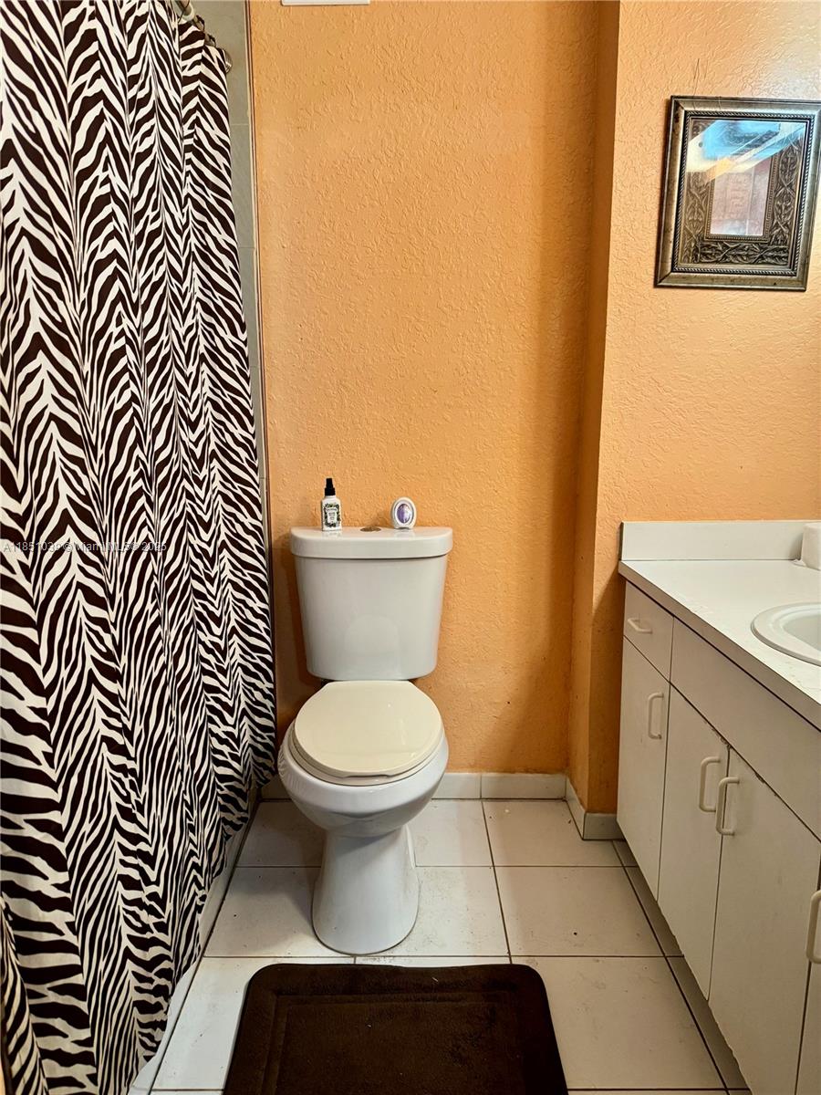 POINT ROYALE BLDGS 3 & 4 - Residential