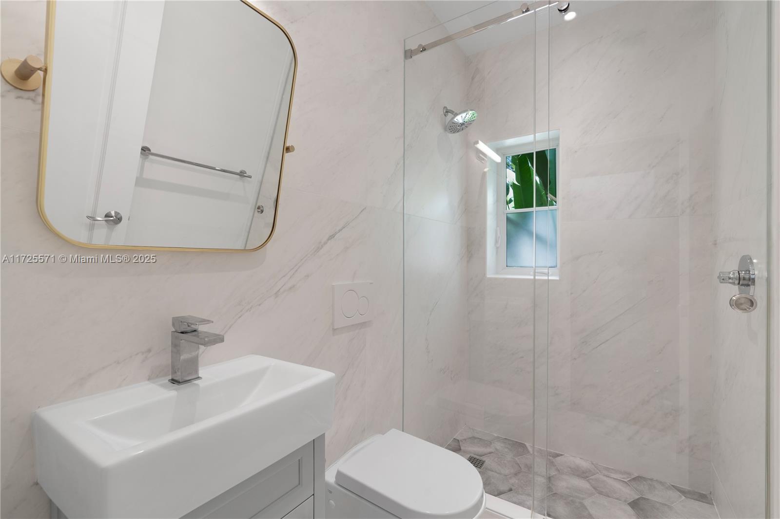 CORAL GABLES RIVIERA SEC - Residential