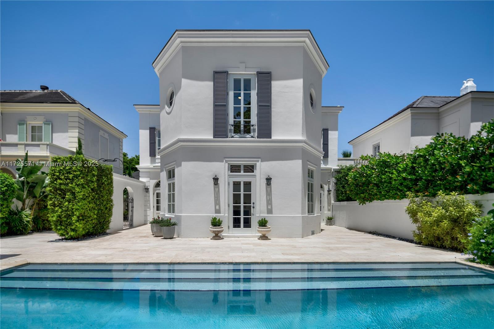 CORAL GABLES RIVIERA SEC - Residential
