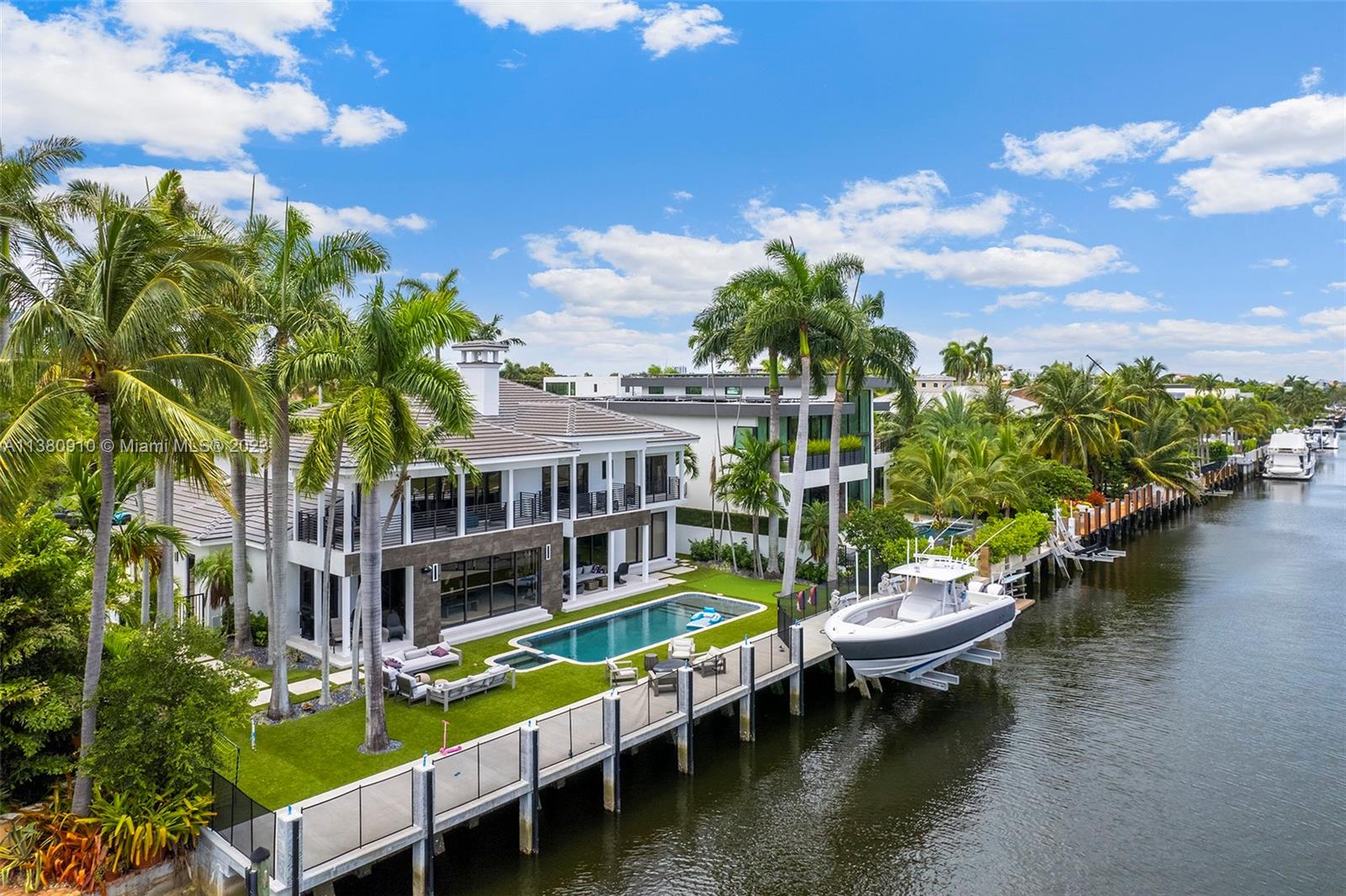 DAWSONS POINT - Residential