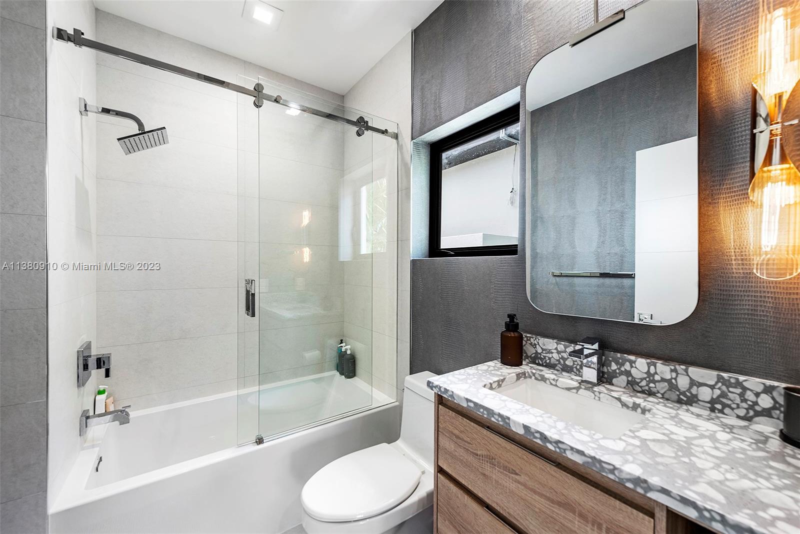 DAWSONS POINT - Residential