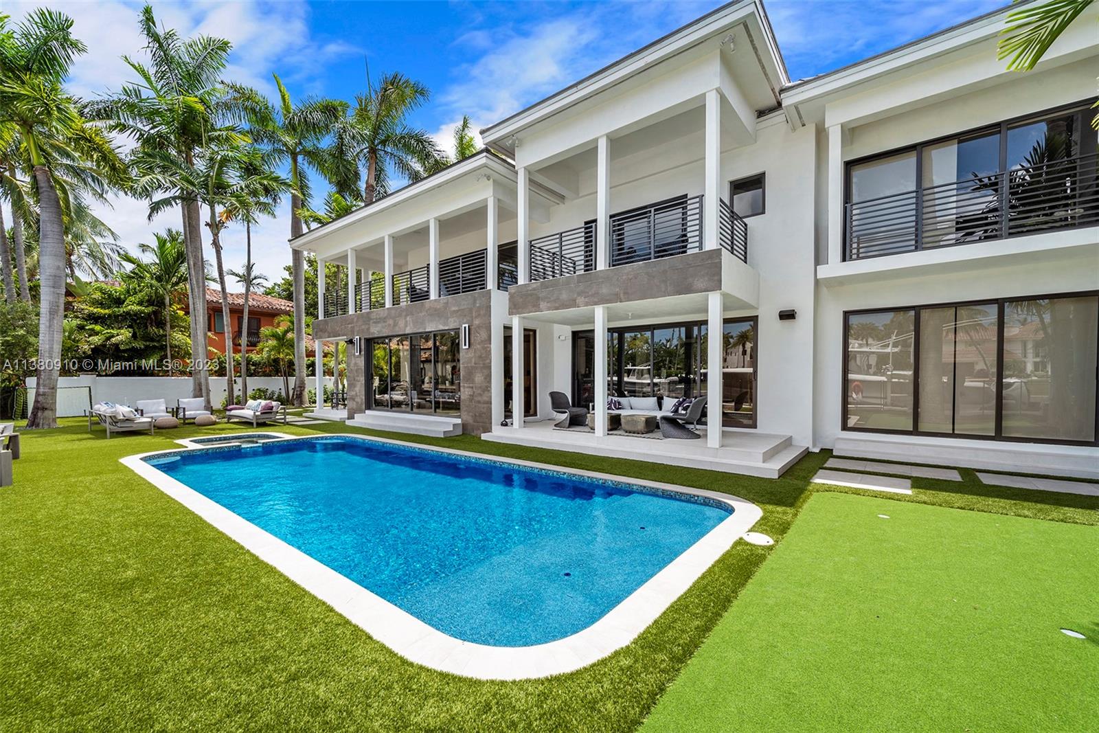 DAWSONS POINT - Residential