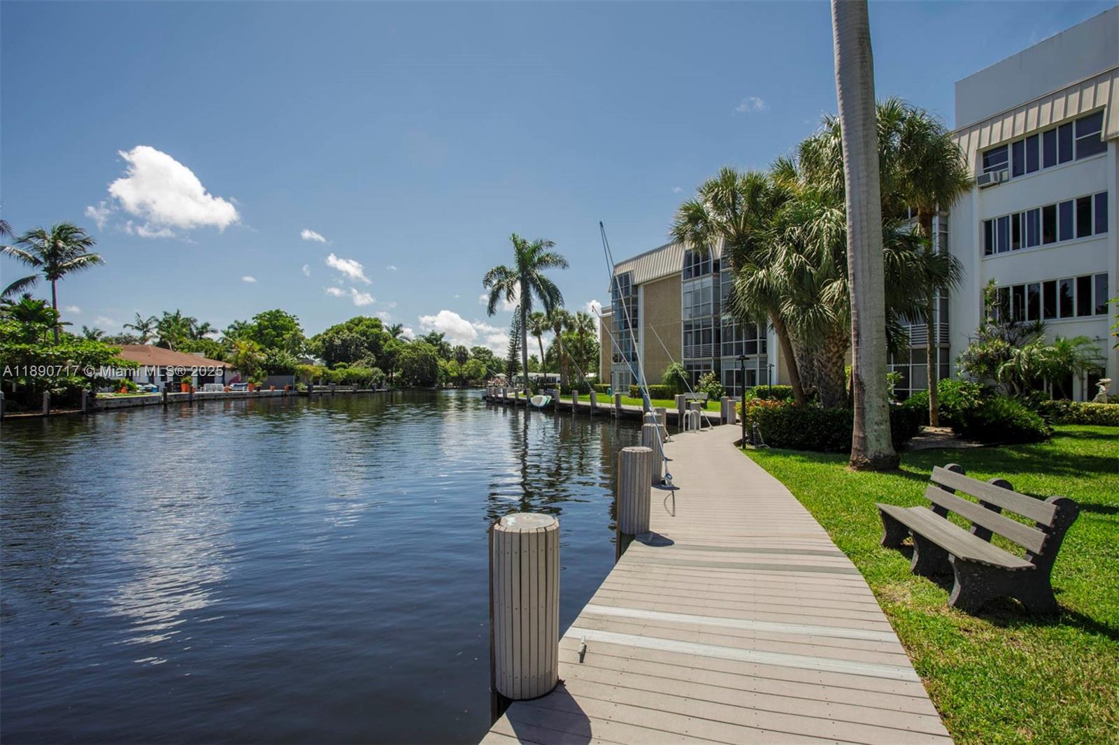 RIVER SHORES CONDO - Residential