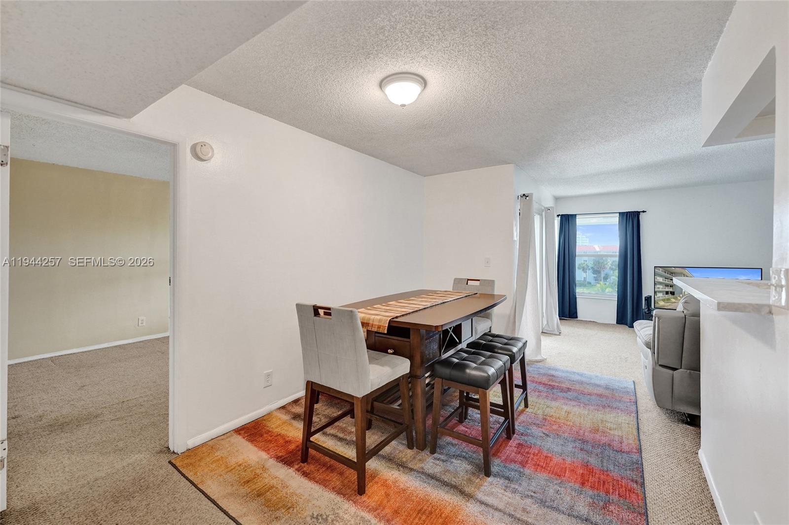 NEWPORT CONDO - Residential