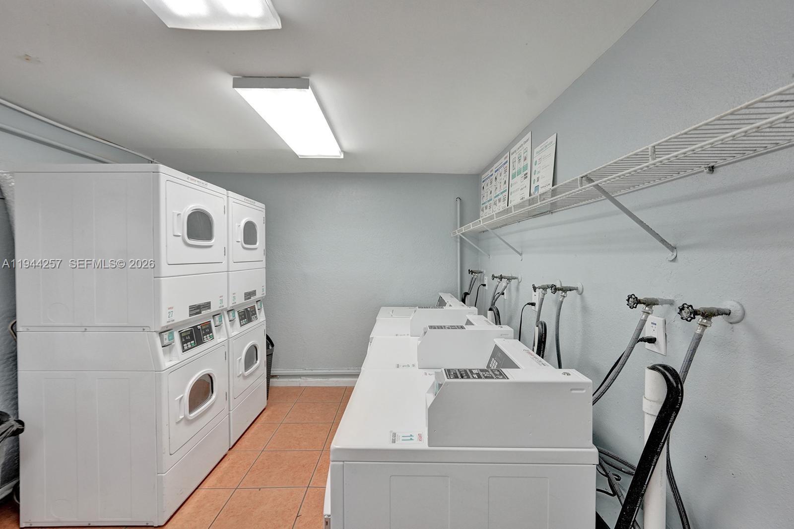 NEWPORT CONDO - Residential