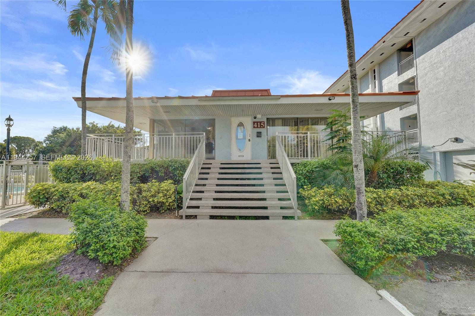 NEWPORT CONDO - Residential