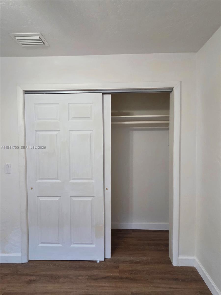 INGLESIDE PARK - Residential