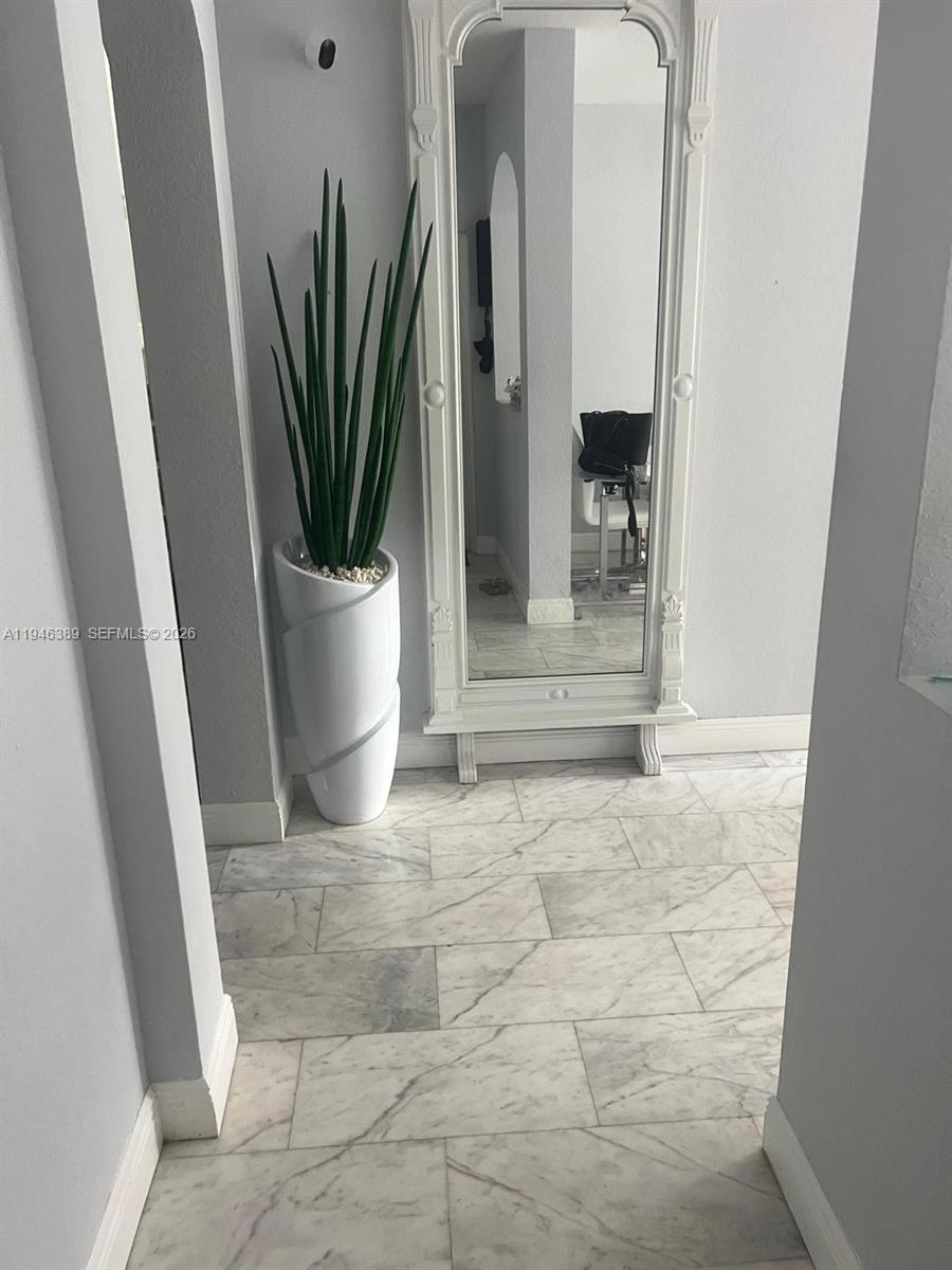 COURTYARDS THREE CONDO - Residential