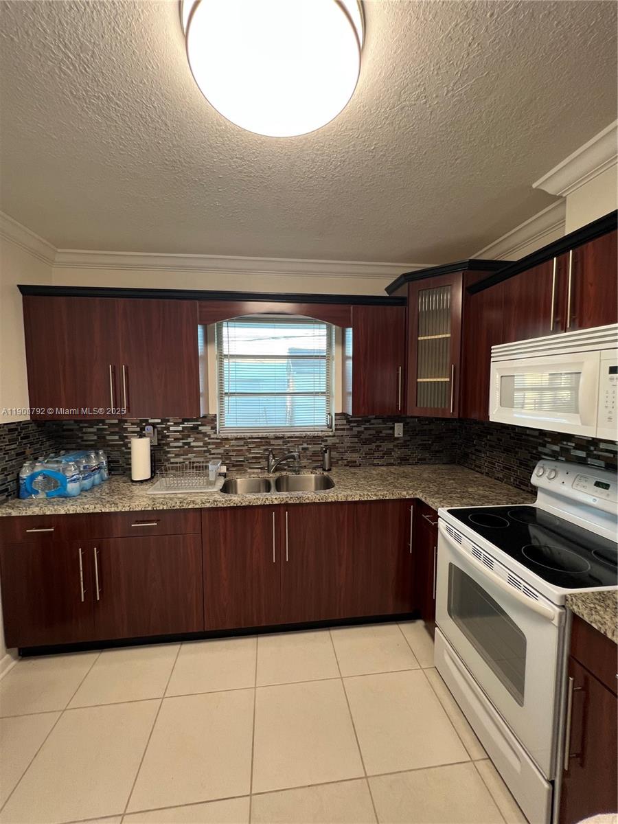 FULFORDALE ADDN 1 SEC C - Residential Lease