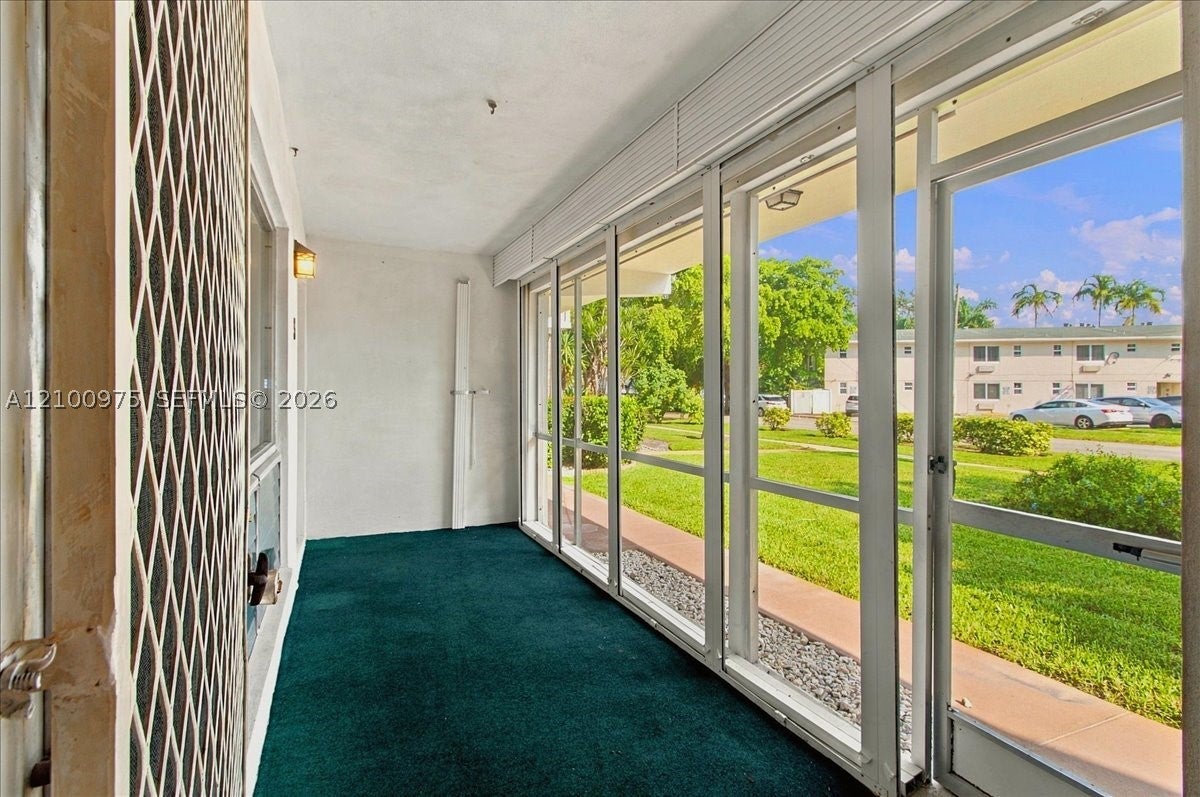 View photos, virtual tours, details... 500 S Luna Ct 3
