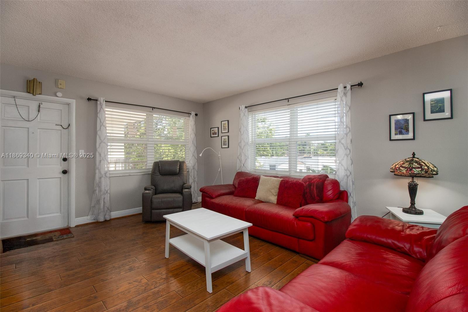 STAR PARADISE CONDO - Residential