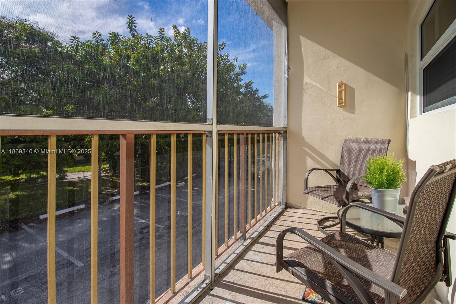 STAR PARADISE CONDO - Residential