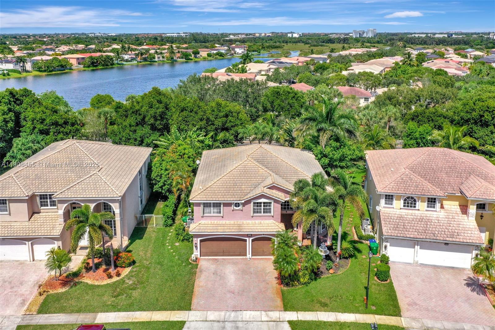 SILVER SHORES (PARCELS A - Residential