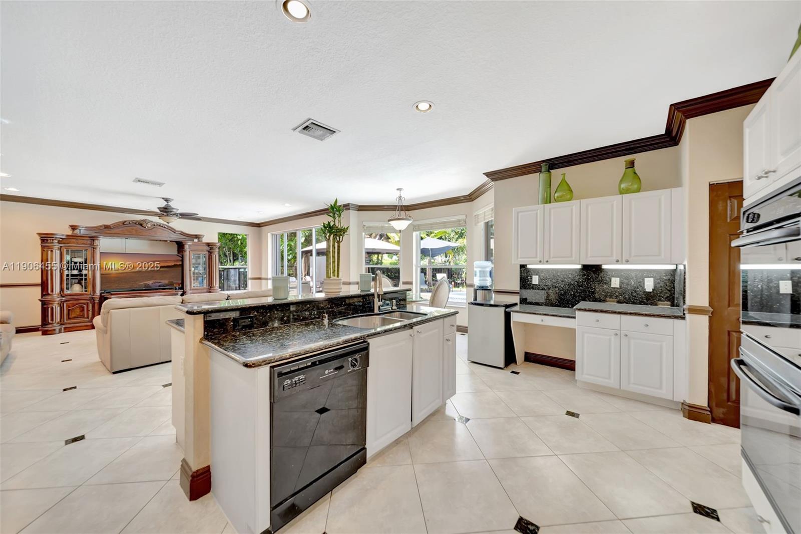 SILVER SHORES (PARCELS A - Residential