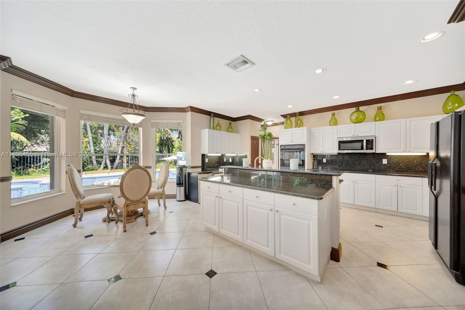 SILVER SHORES (PARCELS A - Residential