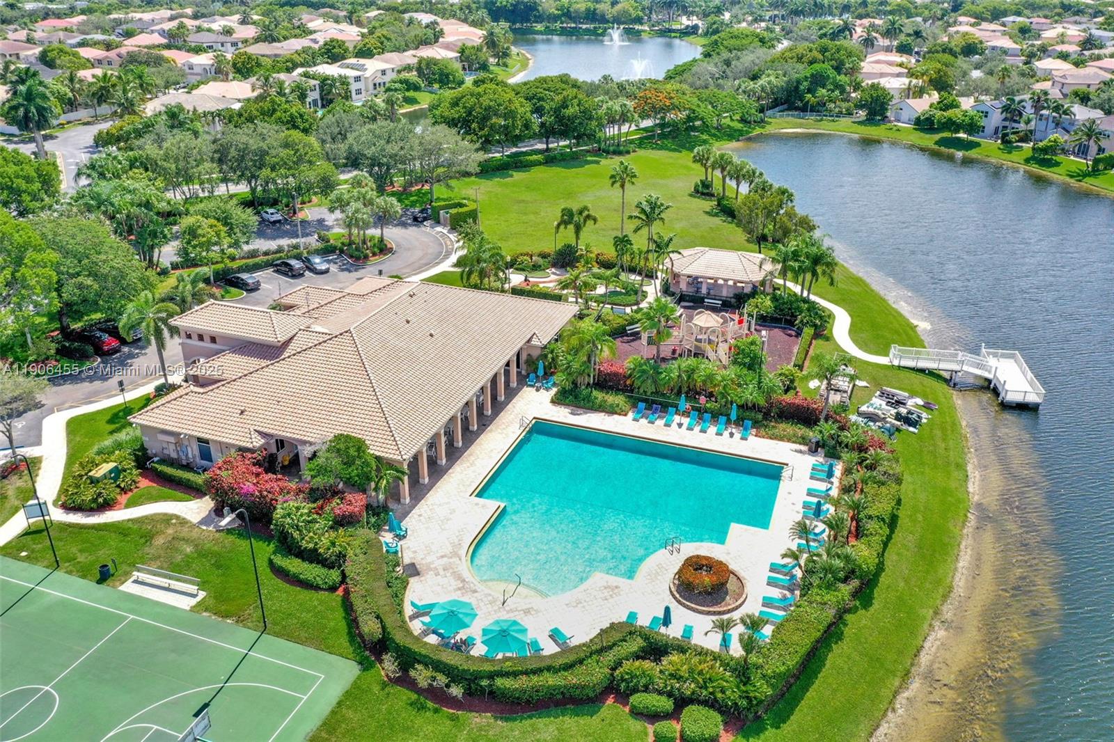 SILVER SHORES (PARCELS A - Residential