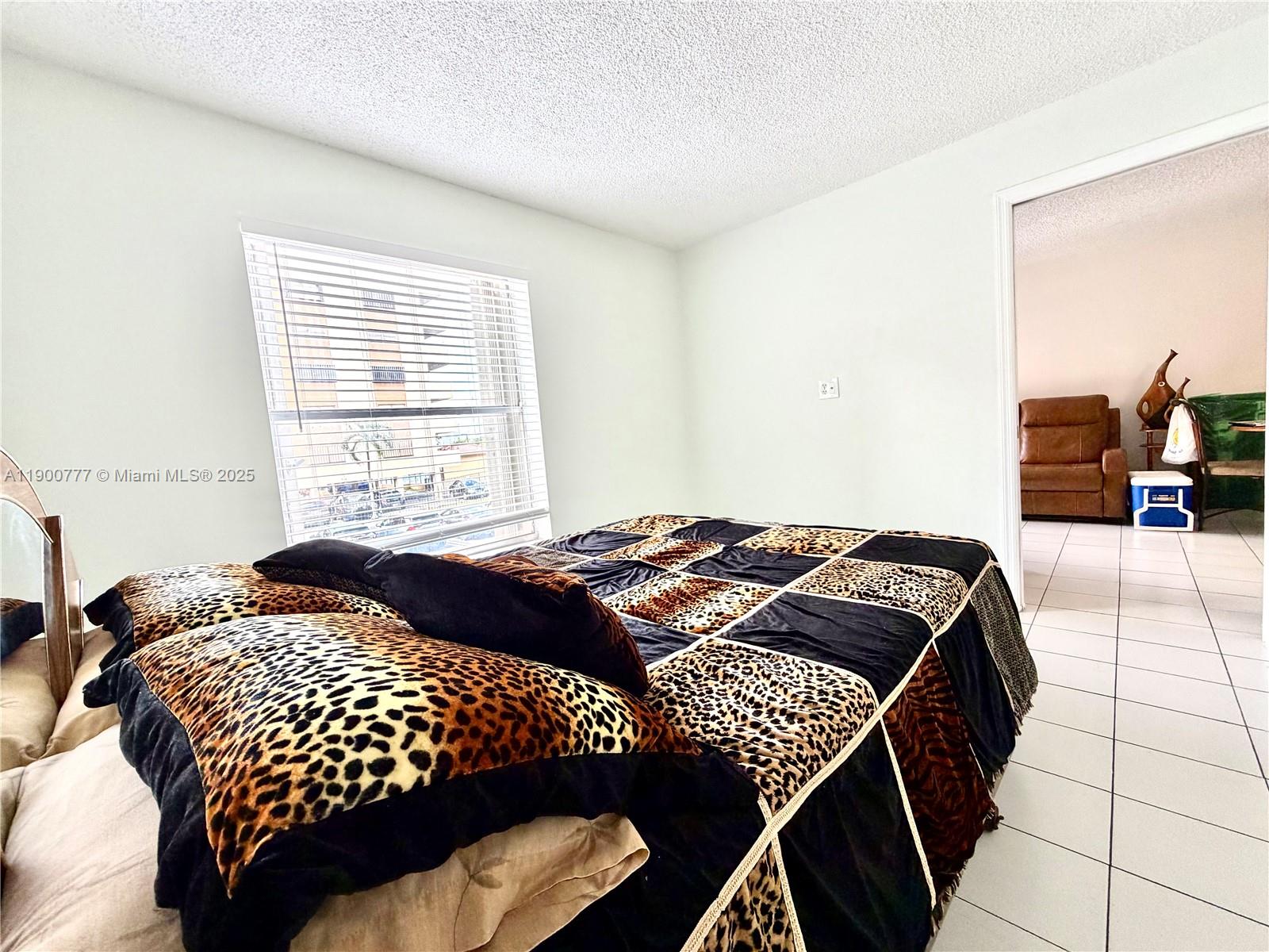 EL CID CONDO - Residential