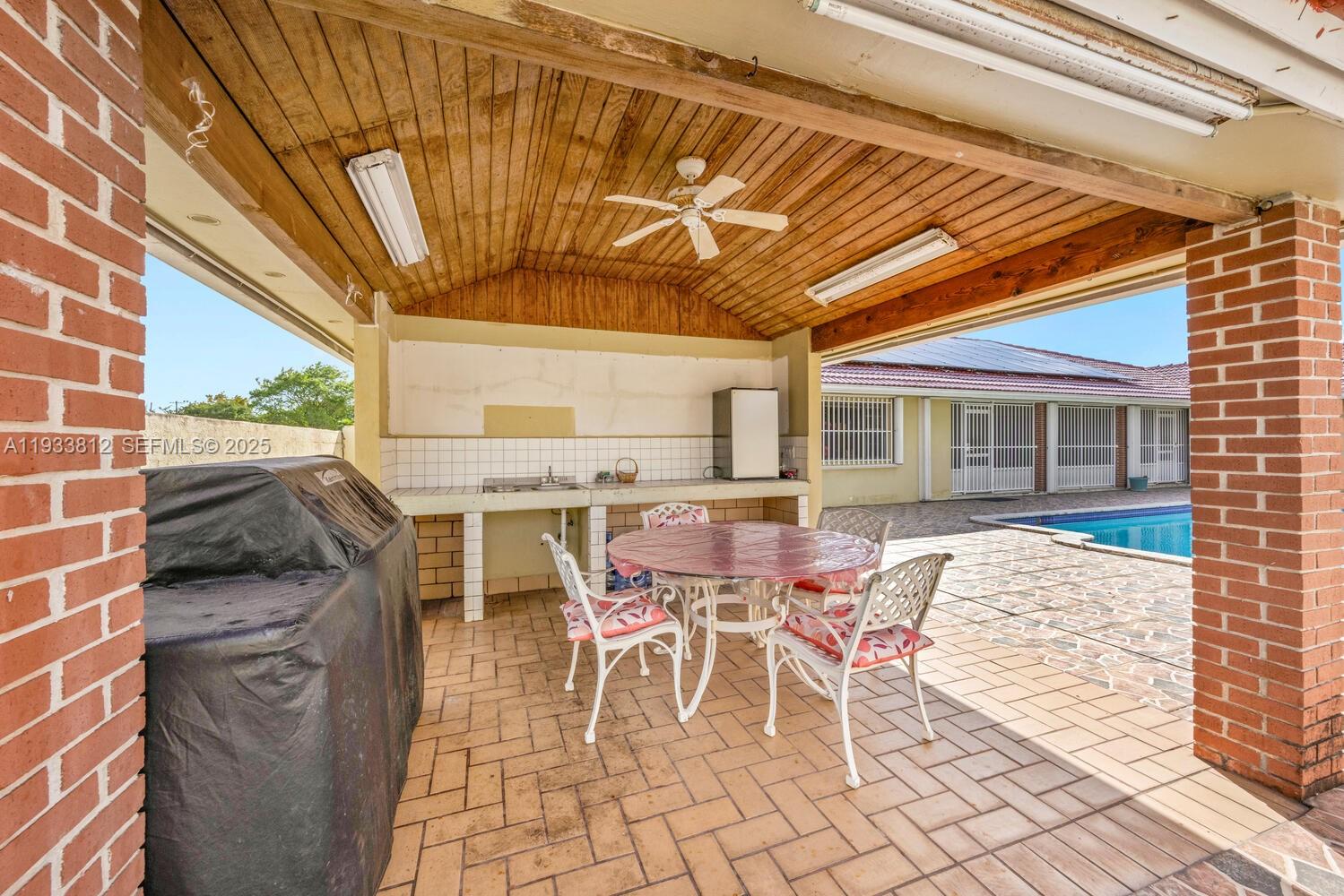 ULELAH REV PLAT - Residential