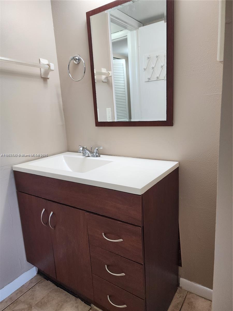 BERMUDA CLUB TWO CONDO - Residential Lease