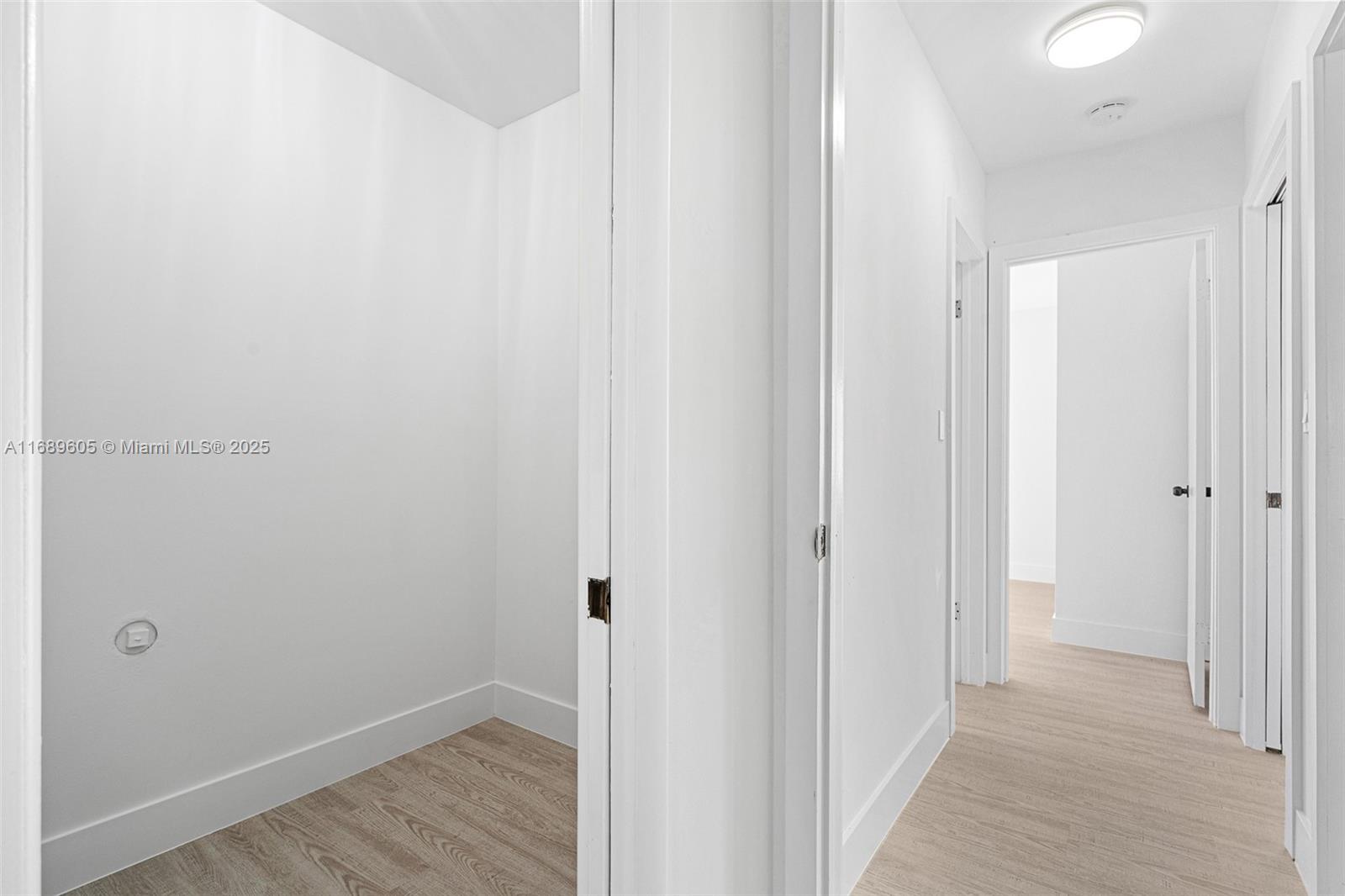 PALM AIRE VILLAGE 3RD SEC - Residential